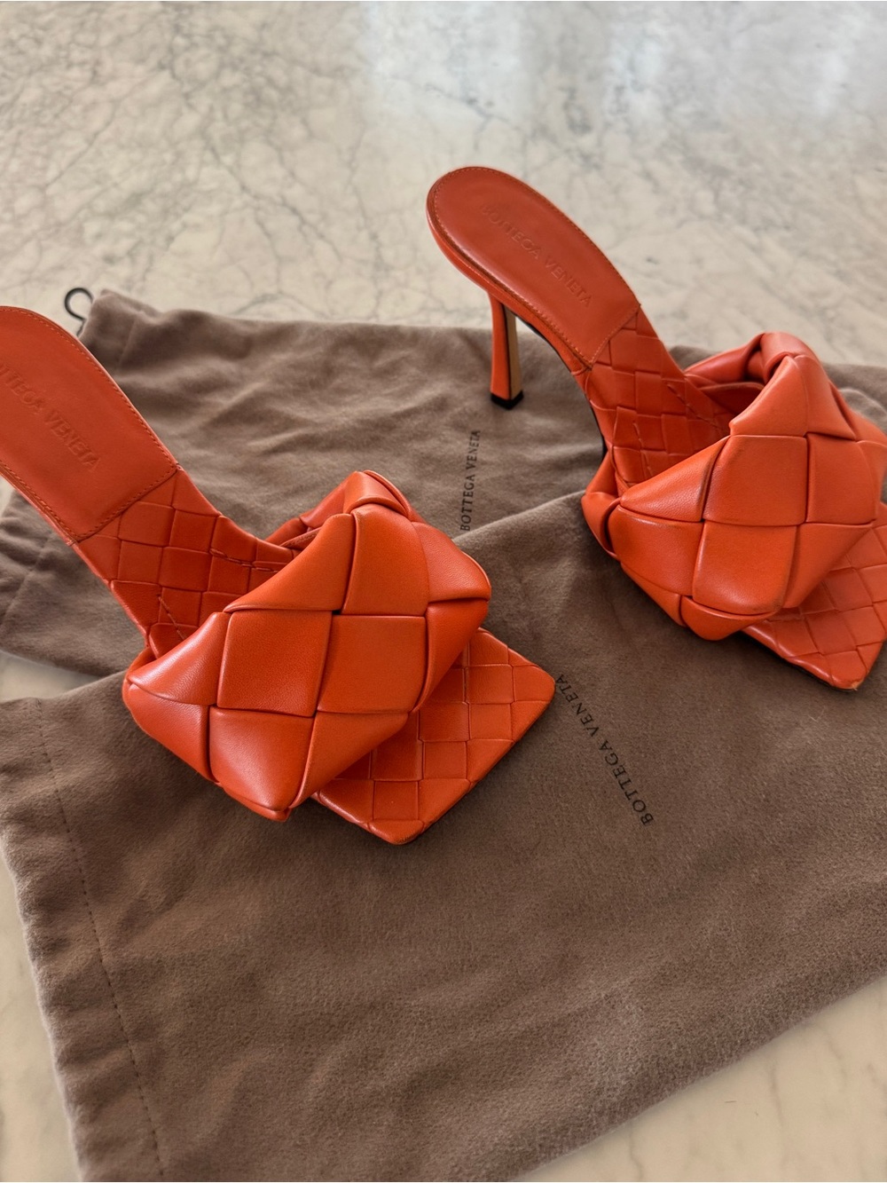 Bottega Veneta Lido Intrecciato Leather Mule Sandals Orange EU 37.5